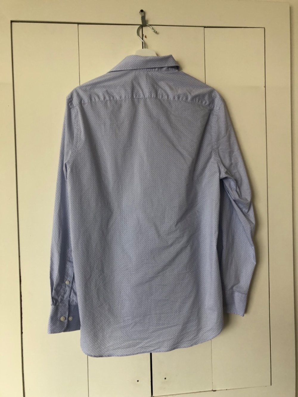 Tommy Hilfiger Slim‑Fit Dress Shirt – All‑Season Stretch, Blue Pattern, Size M - Picture 2 of 4
